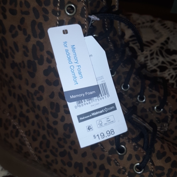 🆕️LAST SIZE 9🖤NWT LEOPARD PRINT HIKING BOOT🖤 - Picture 6 of 15